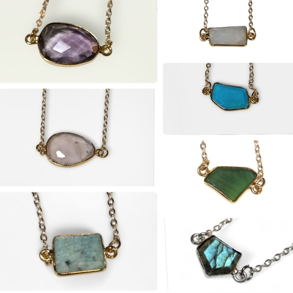 Silver Labradorite Pendant Necklace With Blue Flash - Picture 2 of 5